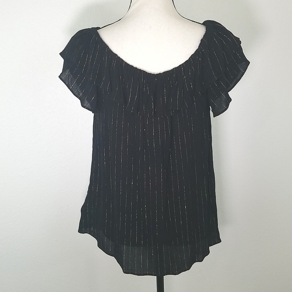 *NWT* MICHAEL MICHAEL KORS Black w/Gold Metallic Threading Ruffle Top, size M - Picture 3 of 6